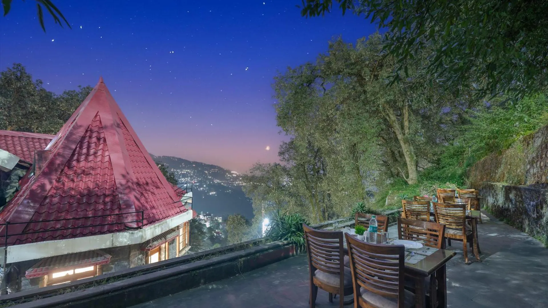 Wingait Inn - Hotel Near Mall Road Shimla